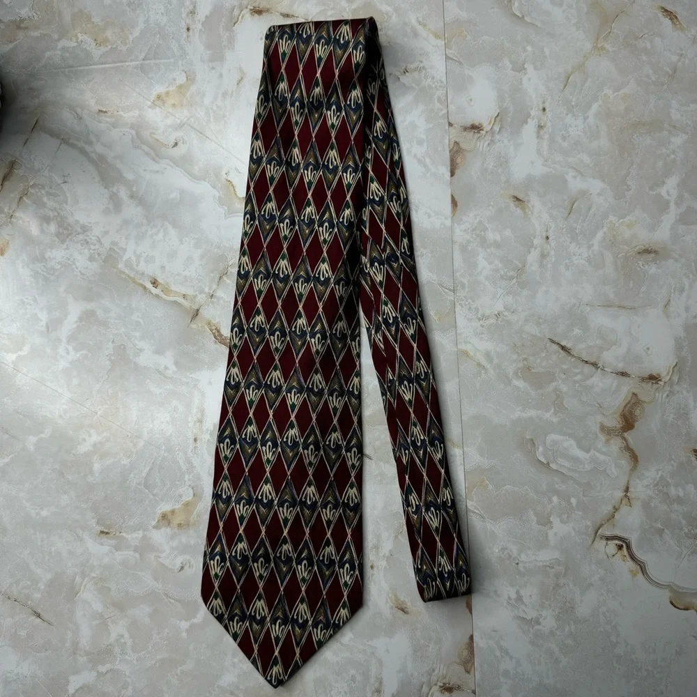 Today's‎ Man 100% Silk Men's Tie 3 3/4